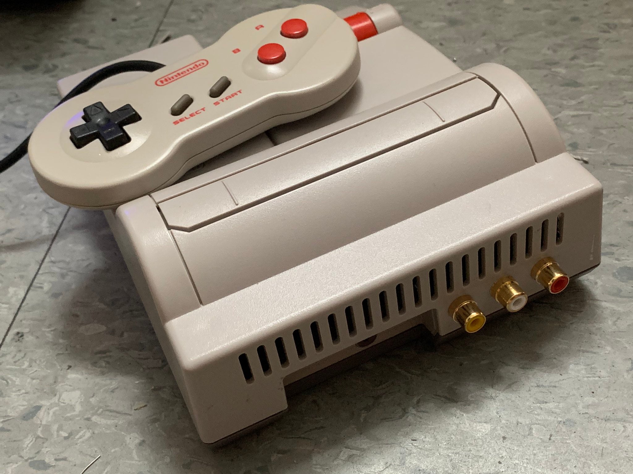 Service Repair | NES TOPLOADER NES-101 AV Mod Composite Video Upgrade