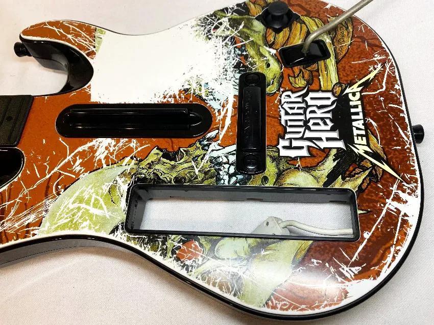 Controller | Nintendo Wii | Guitar Hero Metallica Guitar Game Controllers Controllers & Attachments Nintendo
