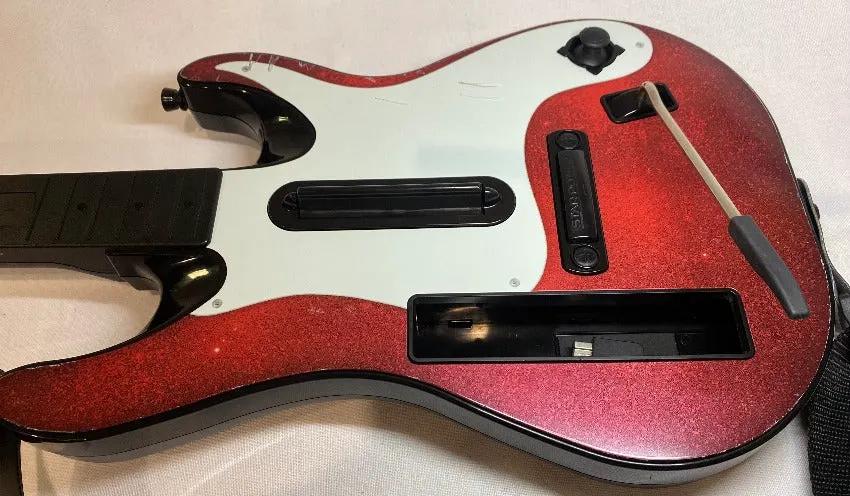 Controller | Nintendo Wii | Activision Guitar Hero Guitar Game Controllers Controllers & Attachments Nintendo