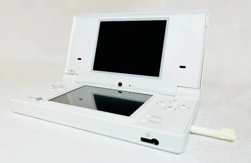 Console | Nintendo DSi | Boxed White DSi Console + Charger Video Game Consoles Console Nintendo