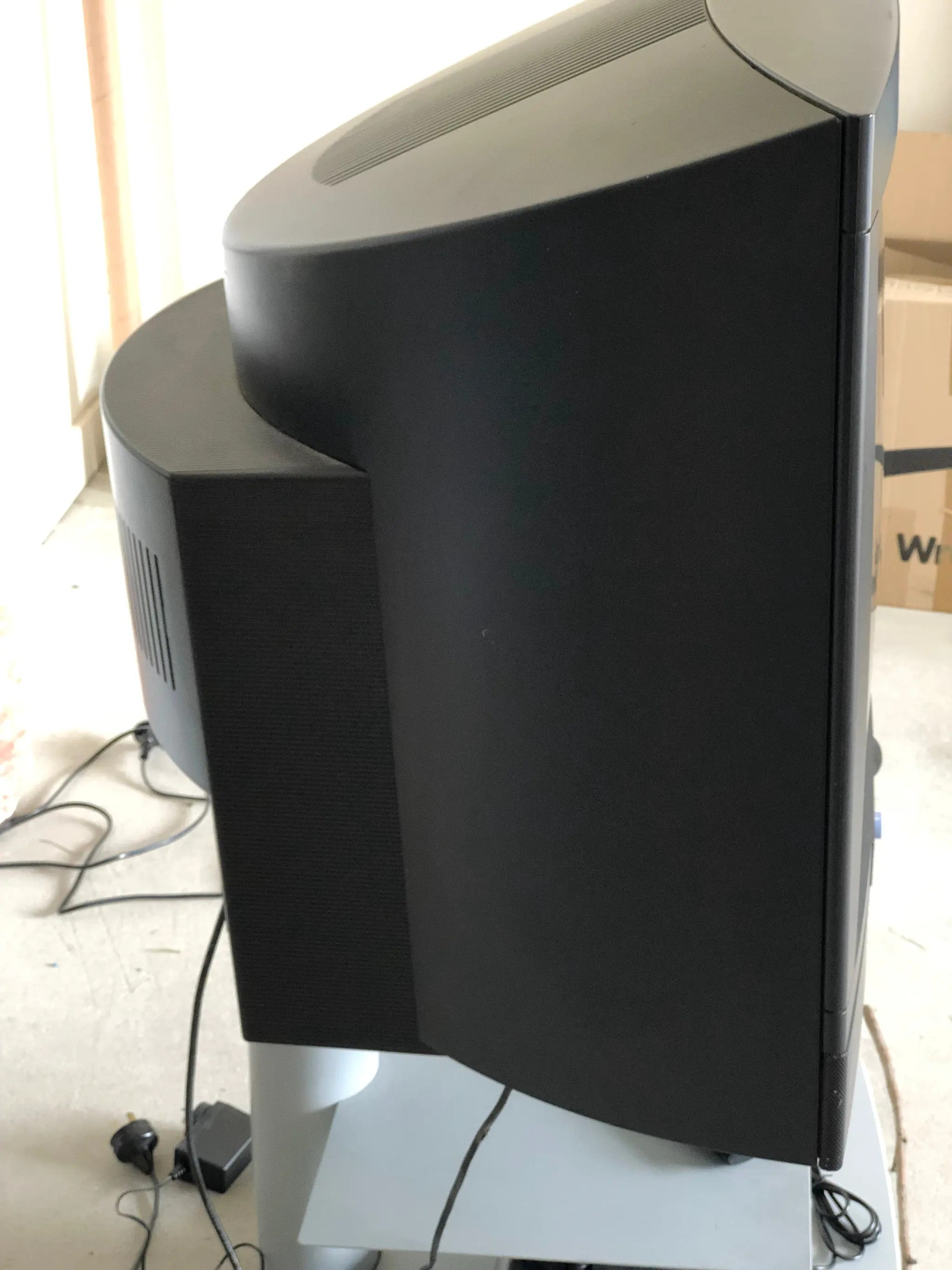 TV | CRT | Loewe Calida 5072 E3000 RGB SCART Uncategorized RetroSales.com.au