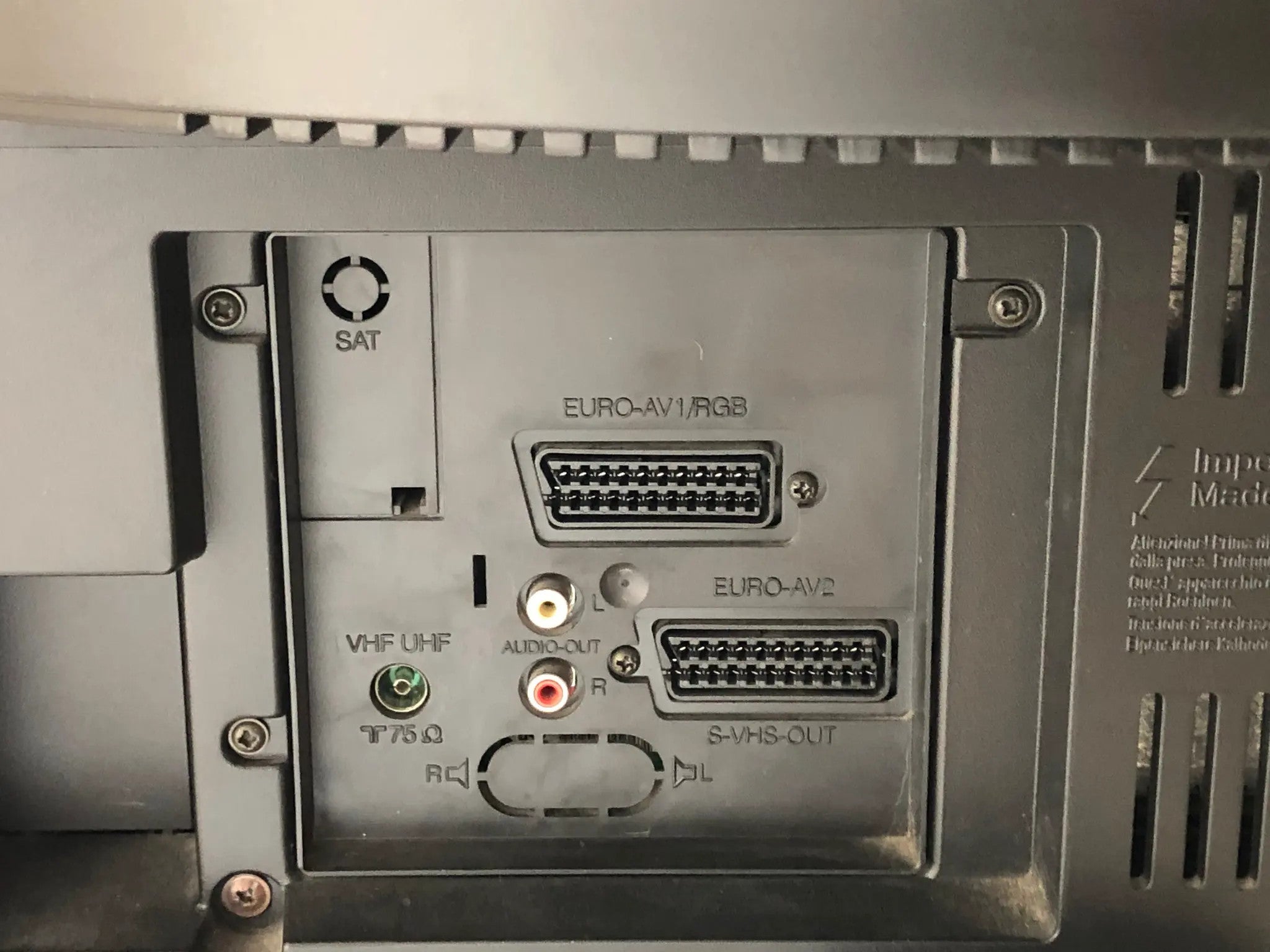 TV | CRT | Loewe Calida 5072 E3000 RGB SCART Uncategorized RetroSales.com.au