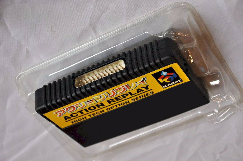 Game - Sega Saturn Action Replay Pro Cart Datel High Tech Option Series